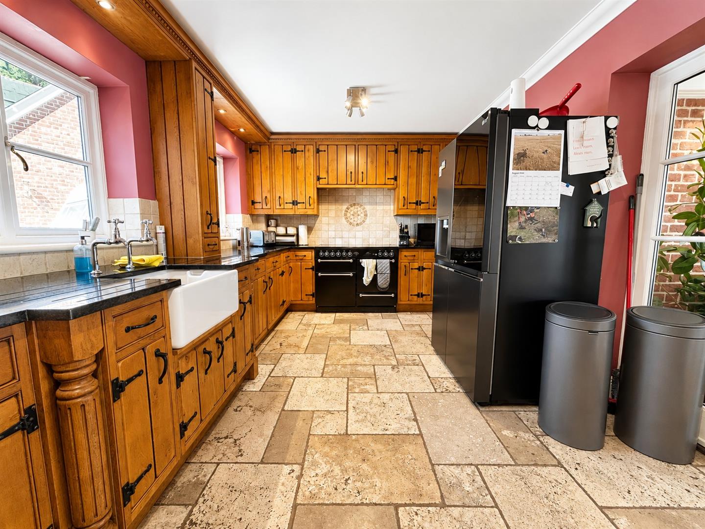 6 bed property in Keysoe Road, Bedford